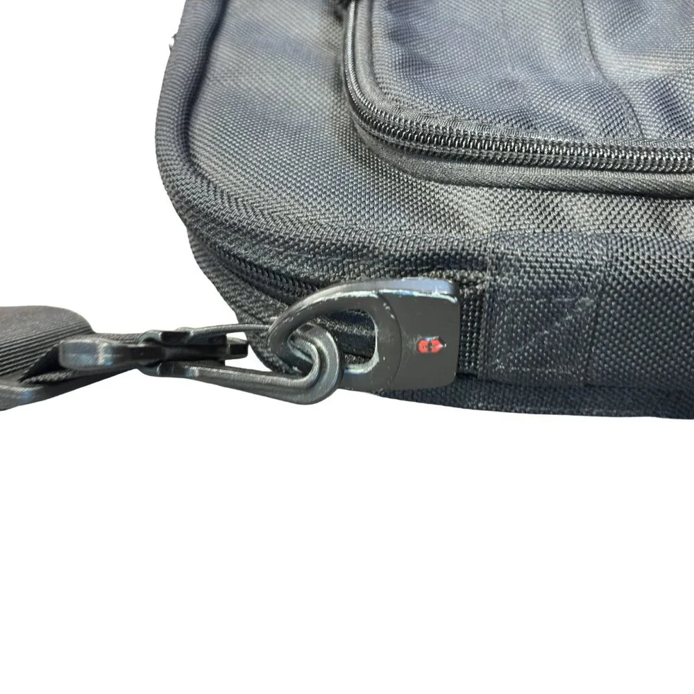 Victorinox Crossbody Shoulder Bag Travel Organizer Swiss Army Gray